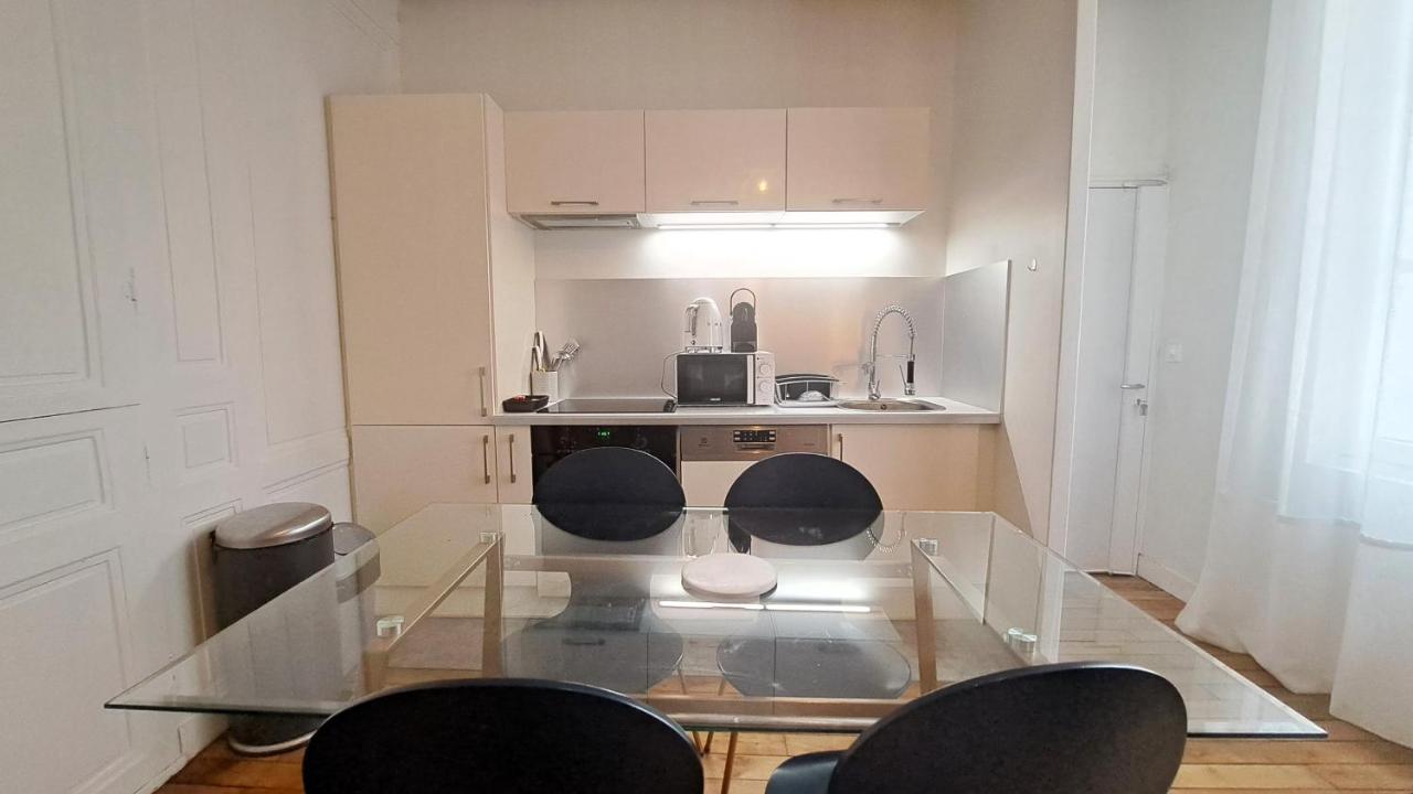 Appartement Centre Vieux Tours Dans Immeuble Historique 3P Εξωτερικό φωτογραφία