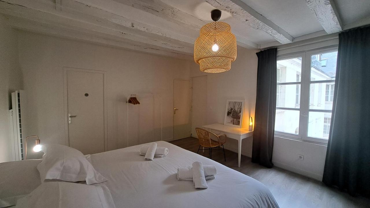 Appartement Centre Vieux Tours Dans Immeuble Historique 3P Εξωτερικό φωτογραφία